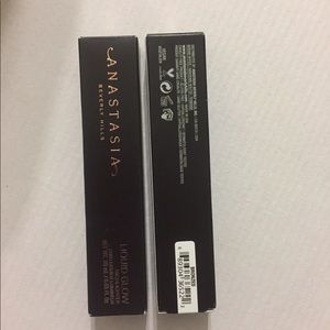 Anastasia Beverly Hills Liquid Glow